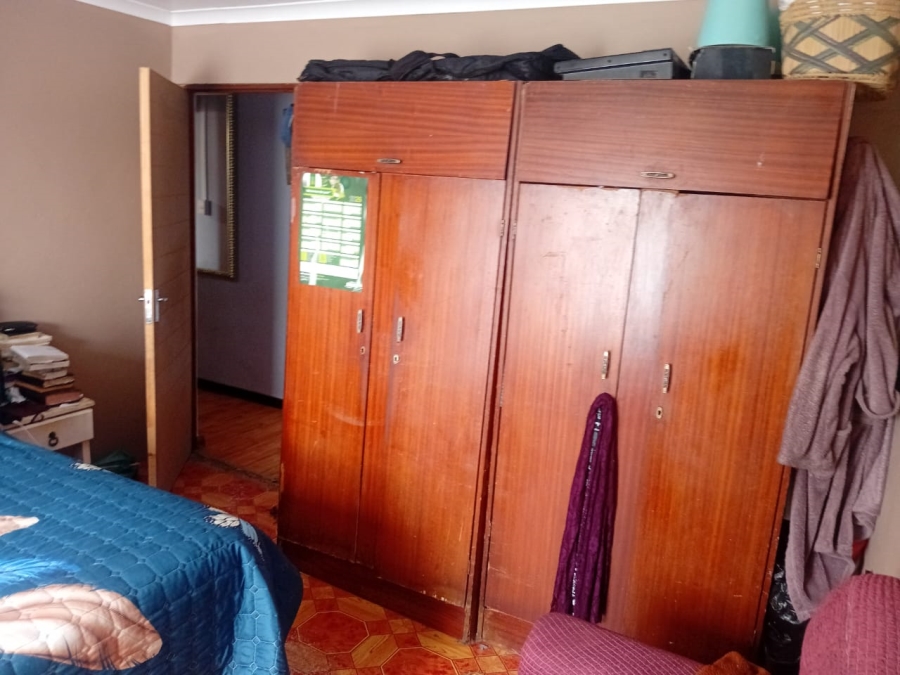4 Bedroom Property for Sale in Kwanonqaba Western Cape